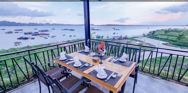 Vị trí view biển đẹp cực kỳ tại nhà hàng phương nam hạ long